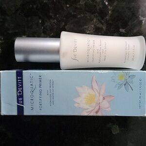 Sue Devitt Microquatic Primer with Hydrolyzed Soy Protein & Water Lily Extract